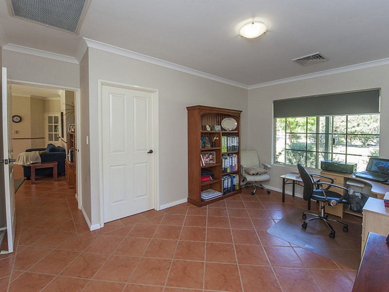 22 Bate Road, Serpentine WA 6125