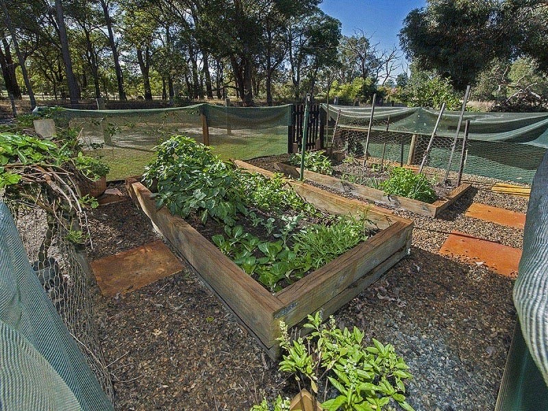 22 Bate Road, Serpentine WA 6125