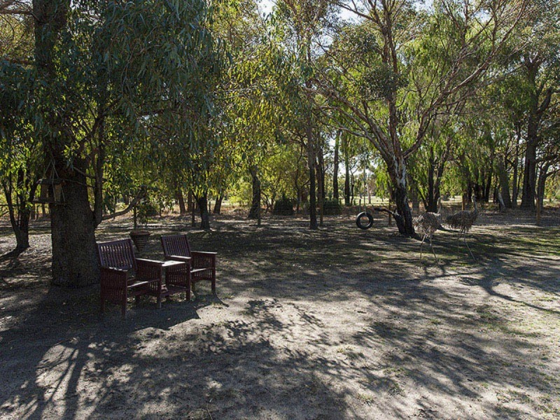 22 Bate Road, Serpentine WA 6125