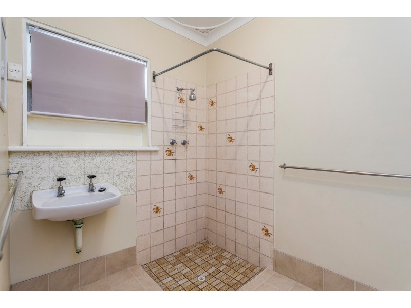 18 Liverpool Street, Shoalwater WA 6169