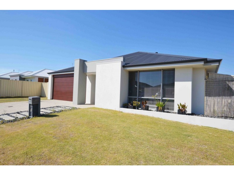 4 Hummingbird Way, Singleton WA 6175