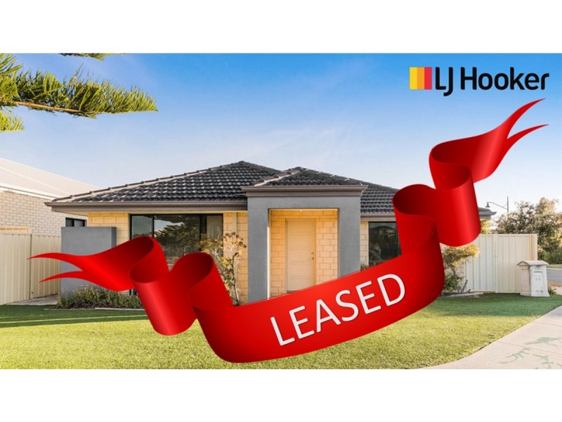 64 Bancoura Parkway, Secret Harbour WA 6173