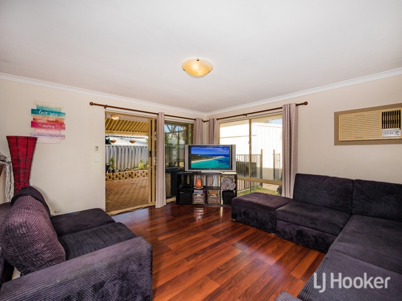 14 Kentia Close, Warnbro WA 6169