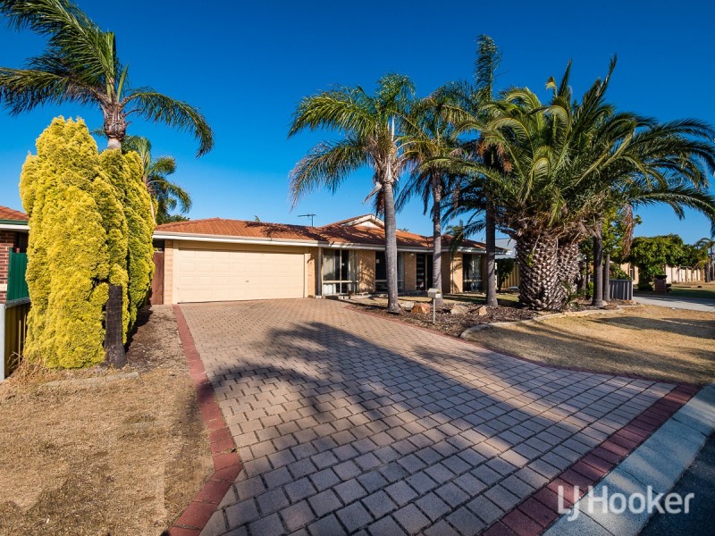 14 Kentia Close, Warnbro WA 6169