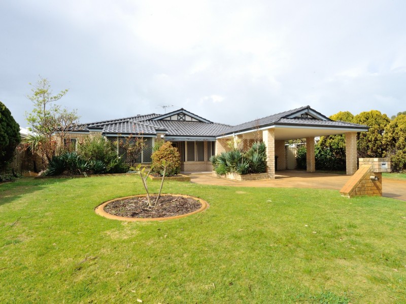 26 Jaywick Close, Safety Bay WA 6169