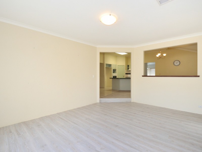 26 Jaywick Close, Safety Bay WA 6169