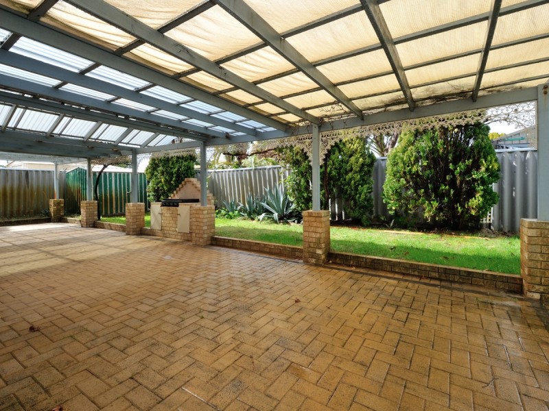 26 Jaywick Close, Safety Bay WA 6169