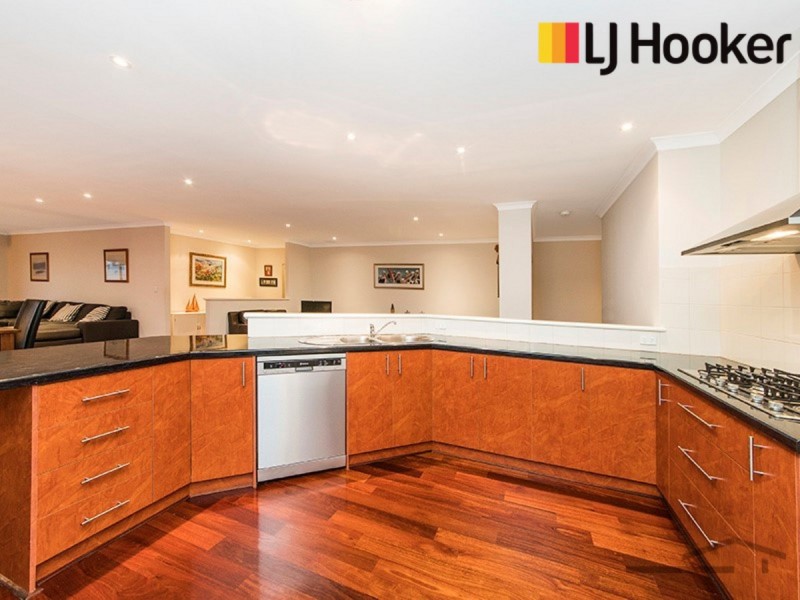 7 Virginia Turn, Madora Bay WA 6210