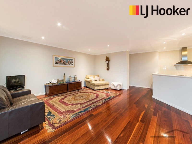 7 Virginia Turn, Madora Bay WA 6210