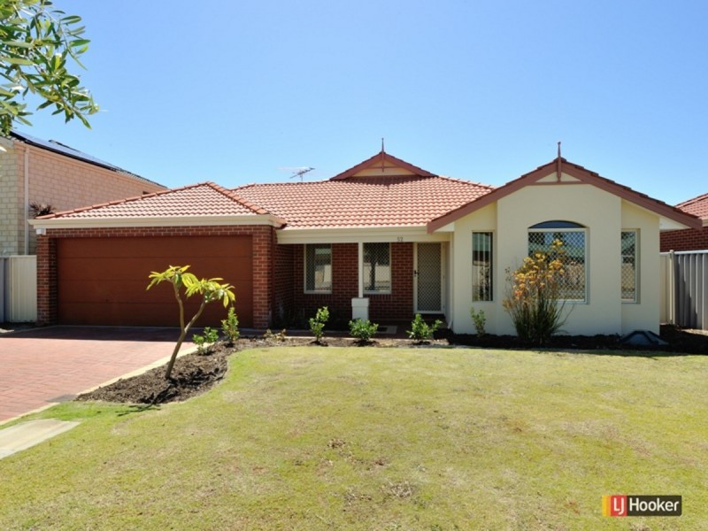 52 Grove Street, Shoalwater WA 6169