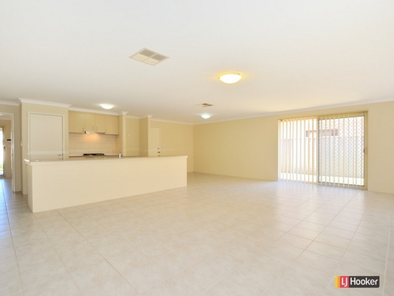 52 Grove Street, Shoalwater WA 6169