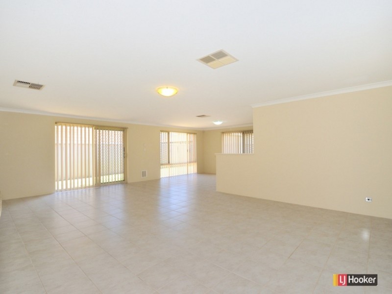 52 Grove Street, Shoalwater WA 6169