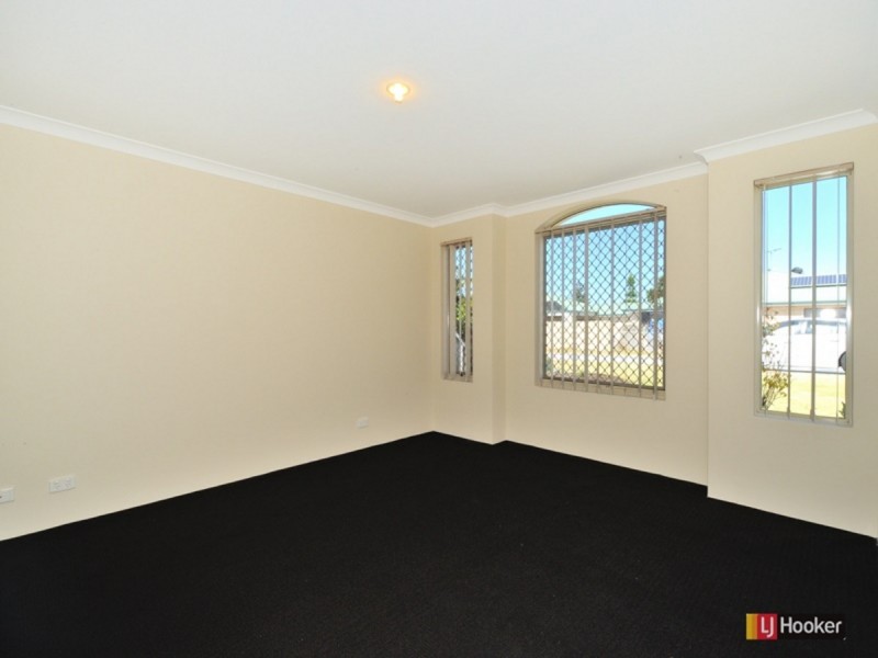 52 Grove Street, Shoalwater WA 6169