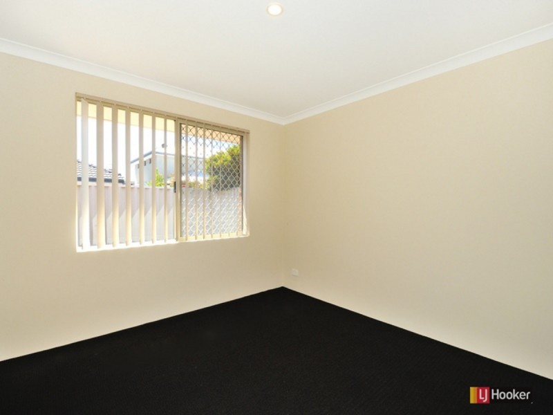 52 Grove Street, Shoalwater WA 6169