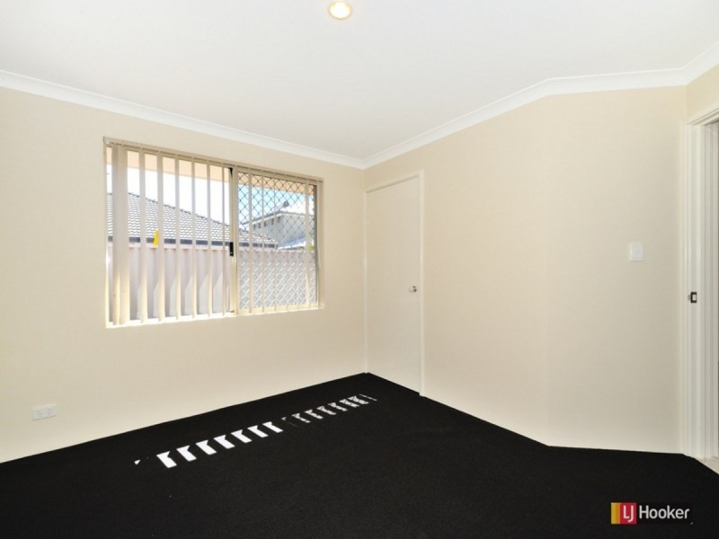 52 Grove Street, Shoalwater WA 6169