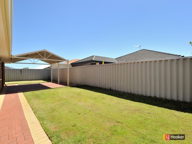 52 Grove Street, Shoalwater WA 6169