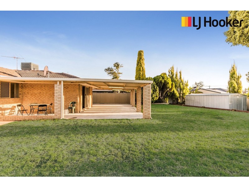 4 Tana Court, Waikiki WA 6169