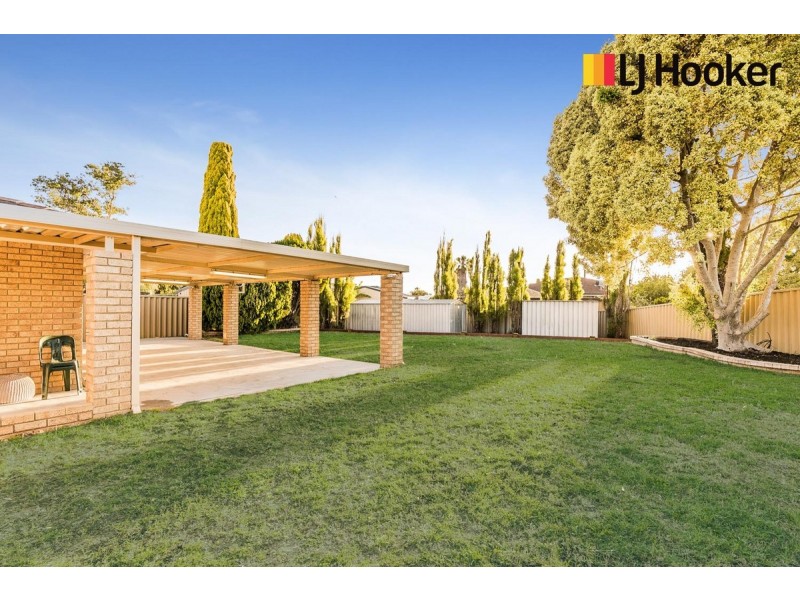 4 Tana Court, Waikiki WA 6169