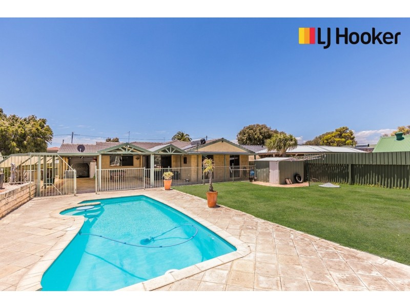 11 Currie Street, Waikiki WA 6169