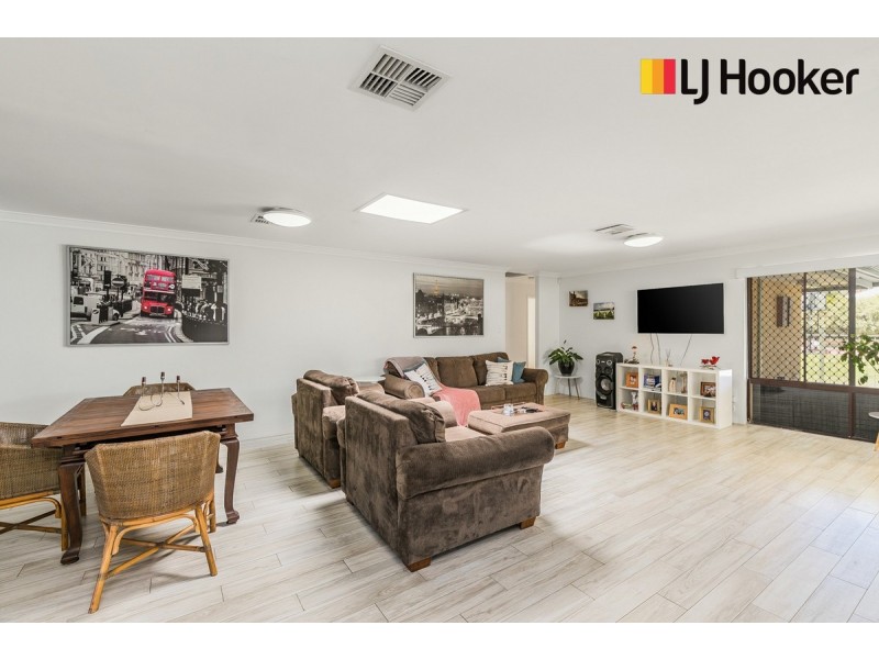 11 Currie Street, Waikiki WA 6169