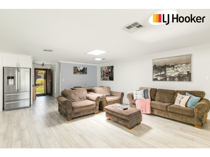 11 Currie Street, Waikiki WA 6169