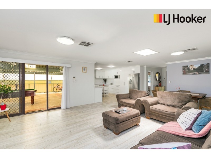 11 Currie Street, Waikiki WA 6169