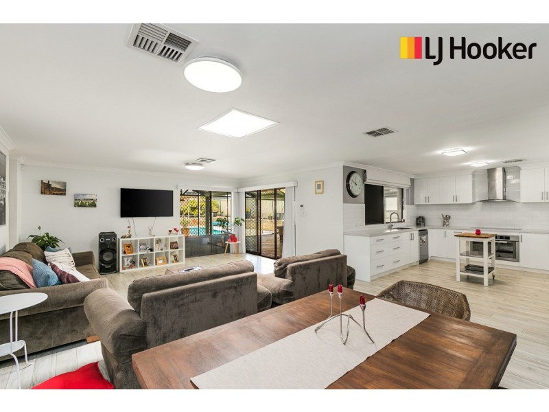 11 Currie Street, Waikiki WA 6169