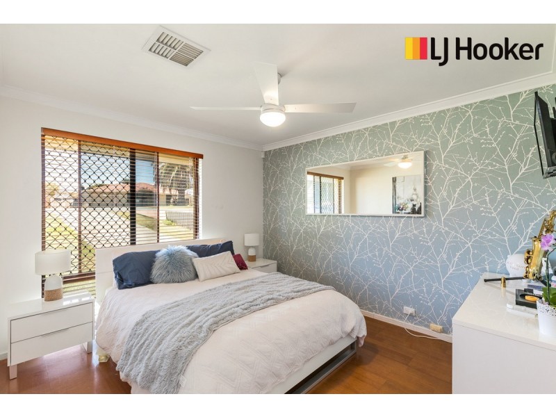 11 Currie Street, Waikiki WA 6169