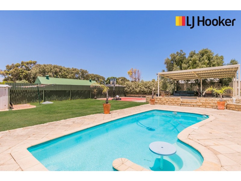 11 Currie Street, Waikiki WA 6169