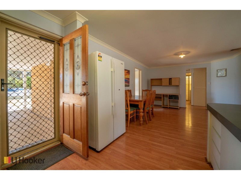 14 Bayonne Gardens, Port Kennedy WA 6172