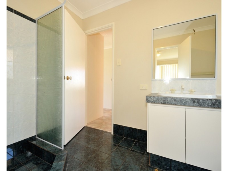 35 Mayflower Close, Port Kennedy WA 6172