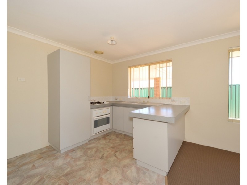 35 Mayflower Close, Port Kennedy WA 6172