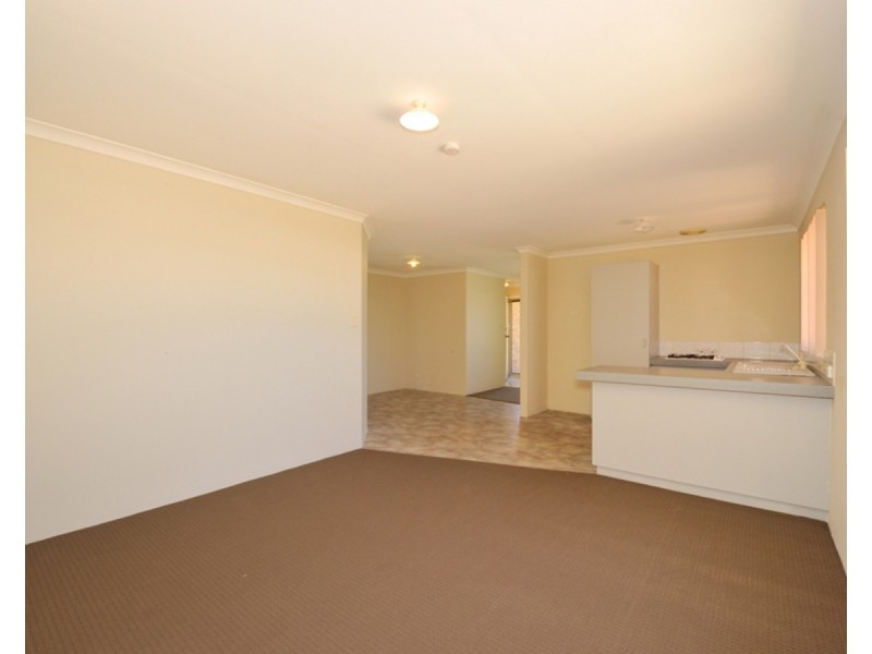 35 Mayflower Close, Port Kennedy WA 6172