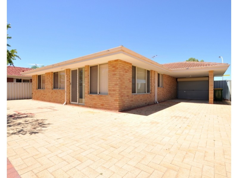 35 Mayflower Close, Port Kennedy WA 6172