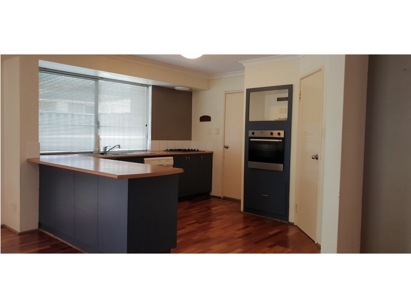 6 Montoro Drive, Port Kennedy WA 6172