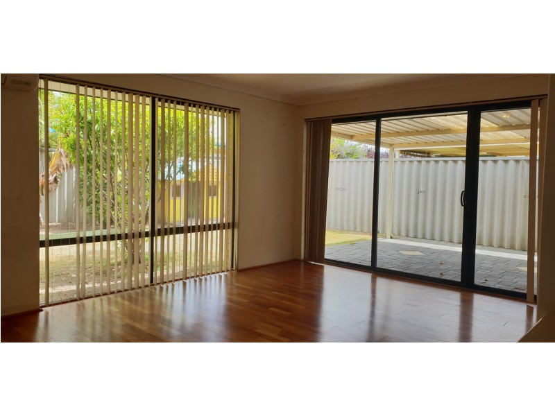 6 Montoro Drive, Port Kennedy WA 6172