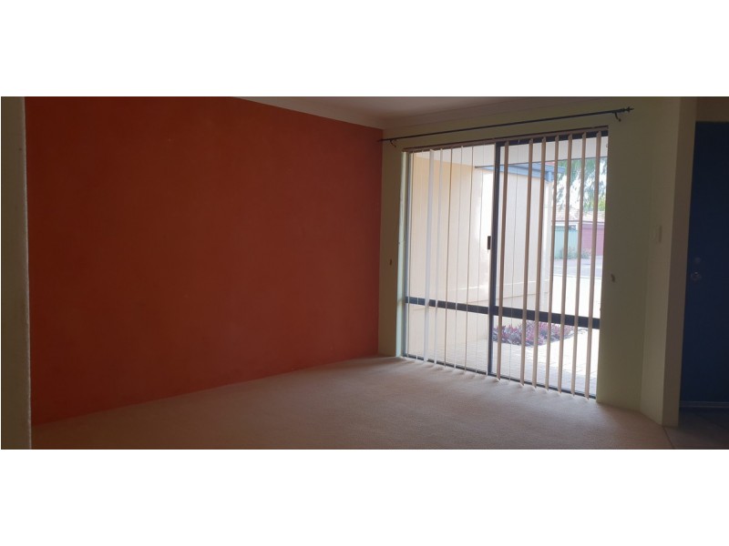 6 Montoro Drive, Port Kennedy WA 6172