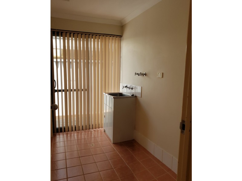 6 Montoro Drive, Port Kennedy WA 6172