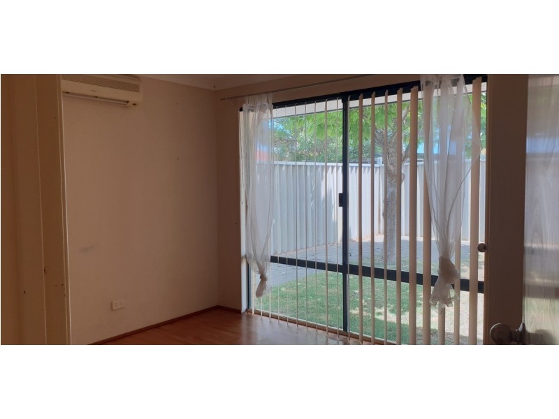 6 Montoro Drive, Port Kennedy WA 6172