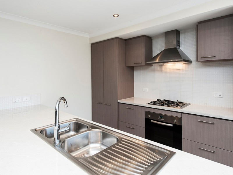 5/2 Pemberton Boulevard, Baldivis WA 6171