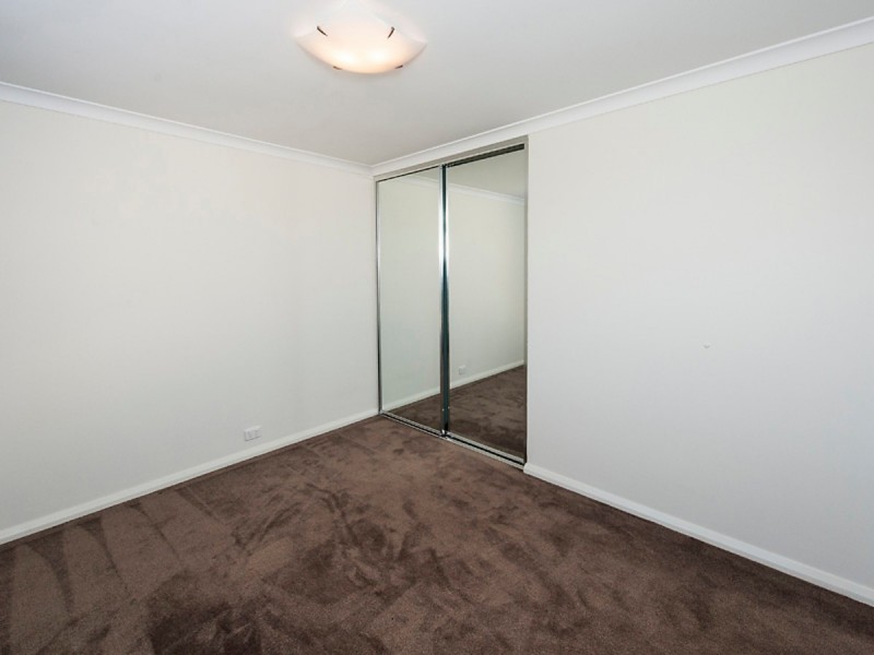 5/2 Pemberton Boulevard, Baldivis WA 6171