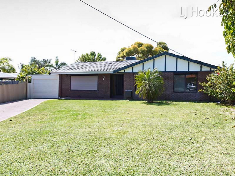 7 Rydal Court, Cooloongup WA 6168