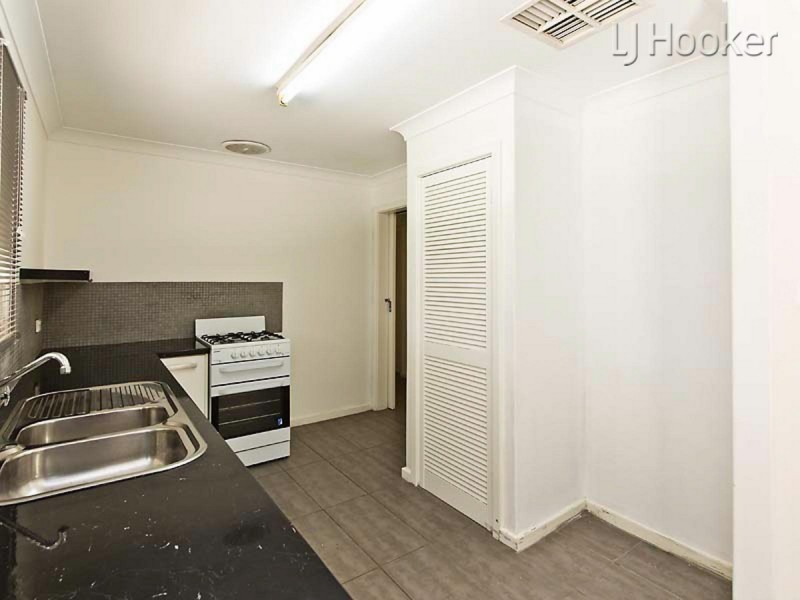 7 Rydal Court, Cooloongup WA 6168