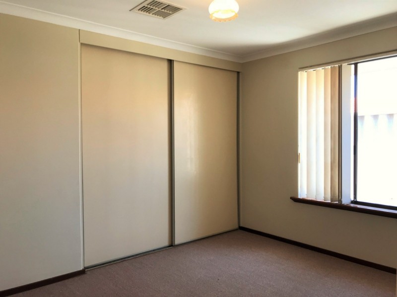 7 Fountain Court, Safety Bay WA 6169