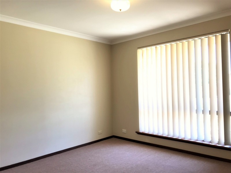 7 Fountain Court, Safety Bay WA 6169