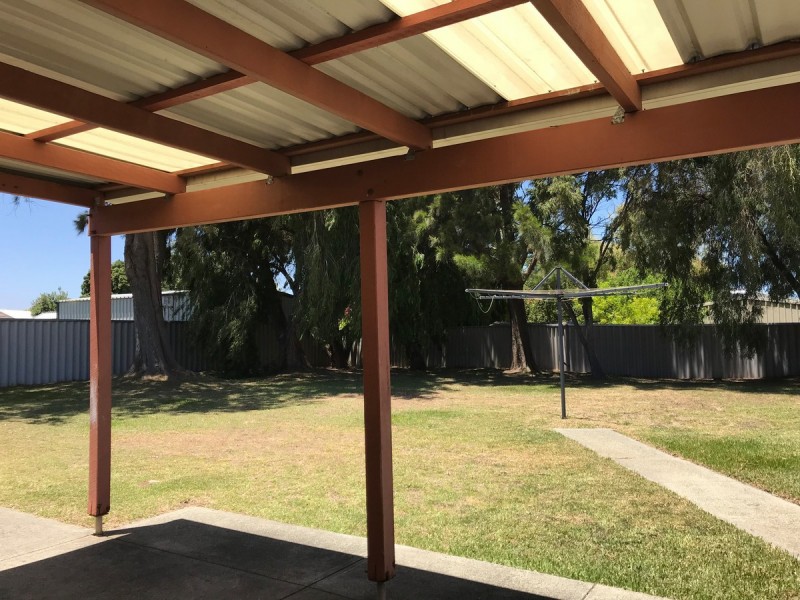 7 Fountain Court, Safety Bay WA 6169