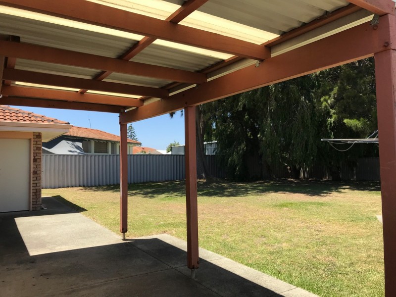 7 Fountain Court, Safety Bay WA 6169