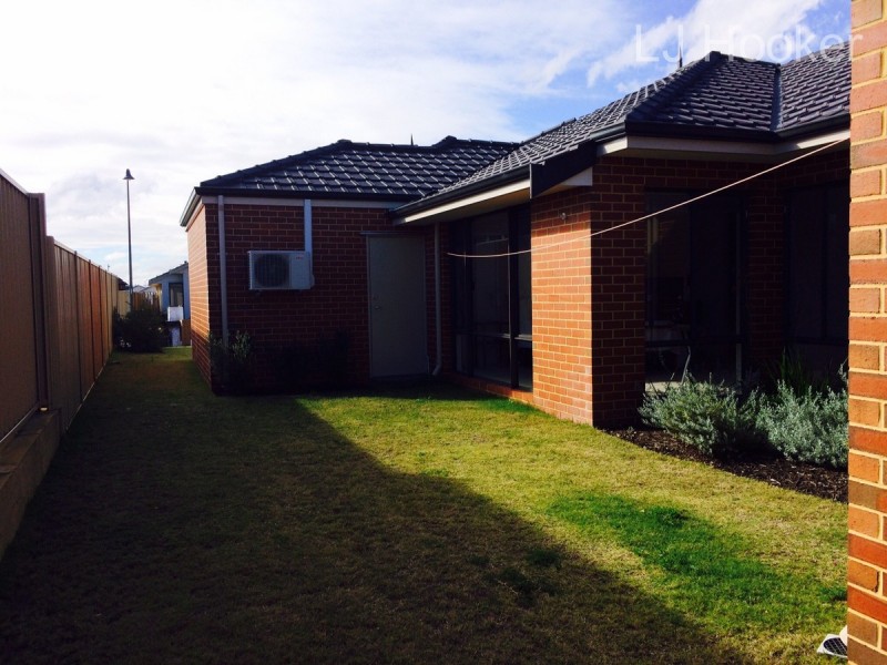 15 Woodhill Road, Baldivis WA 6171