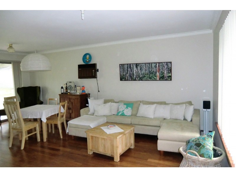 23 Mccormick Street, Warnbro WA 6169