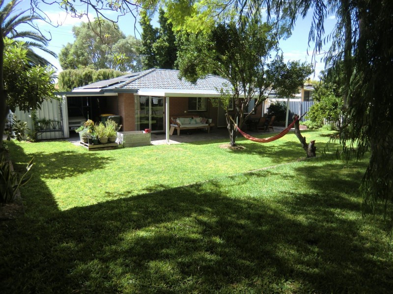 23 Mccormick Street, Warnbro WA 6169